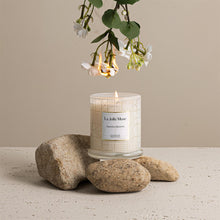 Load image into Gallery viewer, Wellness and Feel Good: La Jolie Muse Roesia Scented Candle – Jasmine New Package (280g)