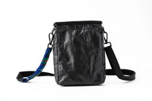 Load image into Gallery viewer, Others: Collins Urbanite Bag Crossbody Tartan, Vertical