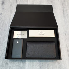 Load image into Gallery viewer, Customised Rigid Box with Magnetic Closure