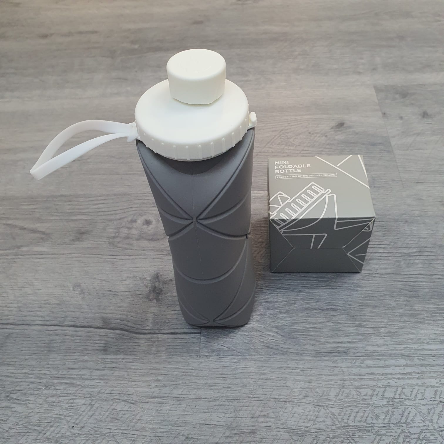 Load image into Gallery viewer, Drinkware Pack: 600ml Mini Collapsible Foldable Bottle
