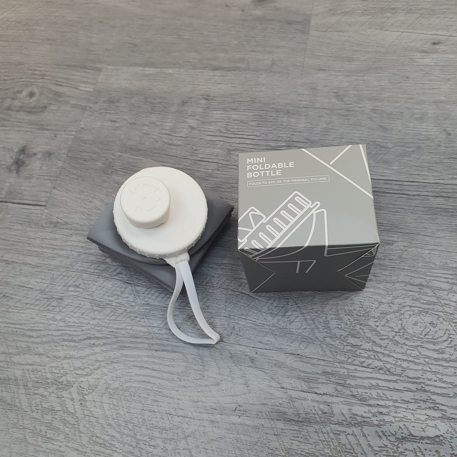 Load image into Gallery viewer, Drinkware Pack: 600ml Mini Collapsible Foldable Bottle