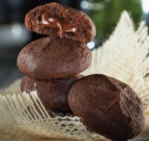 Festive Goodies: Mdm Ling Molten Chocolate Cookies - Fun Size (120 gm)