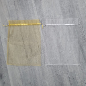 Packaging: Organza Drawstring Pouch with Customised A6 Message Card